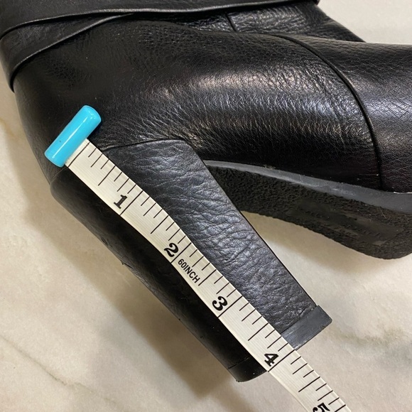 Kate Spade Boots Size 9 Black Leather - Picture 4 of 14